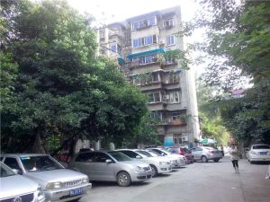 菊乐路180号2室1厅东