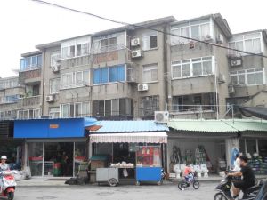 精装修 双地铁口 设施全留 小区已改造