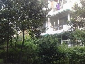 海棠金宇府河花园4室3厅东南