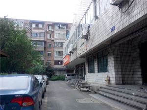 630宿舍3室1厅东南南