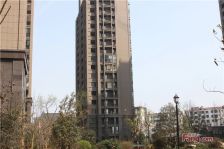 精装修采光无遮挡边户三房还有车位