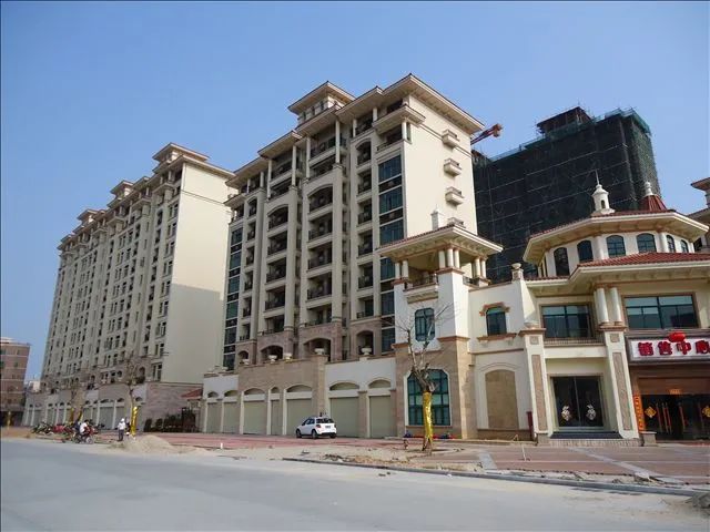 小区相关图