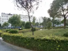 香格花园北区,三楼,三室两厅,清爽装修,车库15平米