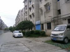 长龙一村东区4室2厅南北