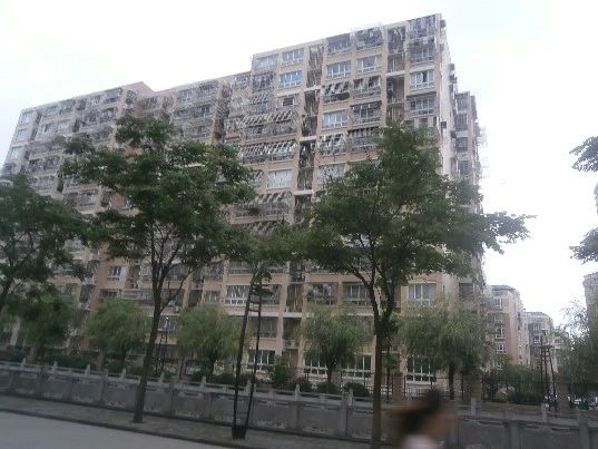 小区相关图