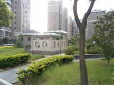 四期的房源 中间楼层 采光全天 含一只6平米储藏室