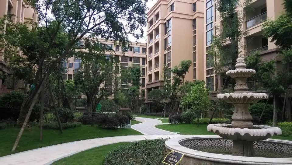 小区相关图