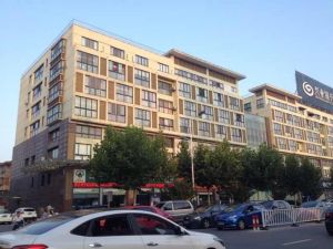 长江路边中间位置两室一厅开发商装修看得起