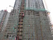 老式精装修有地暖带车位随时看房