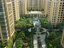 苏州河前排一线苏河半马公园景观房4房3卫户型南北通