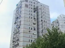 长宁路405弄 1室1厅 东南