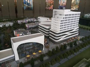 首信红星国际广场3室2厅东南南
