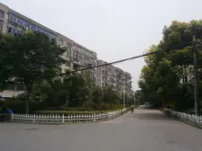 总价低 房东诚心出售 看房方便 位置好 出行方便