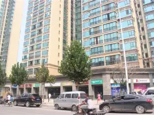 全款房 满五唯一 大客厅朝南 全天采光 有车位