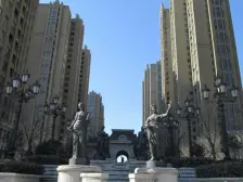 卢浮公馆二期 中间户型两房 诚心卖 看房方便