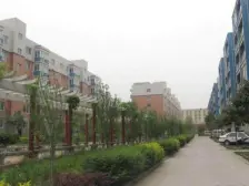 新老县城交汇处,简装房子,户型好,业主诚意出售