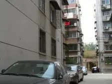 南阳路3号线地铁沿线 满五年唯一 无抵押 诚心出售