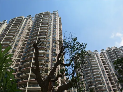 星翠苑在售151265㎡35房单位现房6500元㎡起