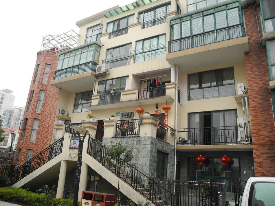 小区相关图