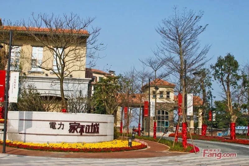 小区相关图