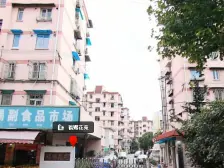 一梯两户,南北通透,两房朝南,近地铁,繁华地段,居家装修,房型正气