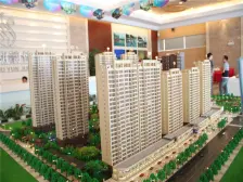 地铁口 | 大三房 | 近商场 | 尹山湖中间位置