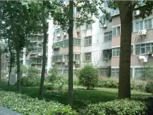 实房100平,得房率高,位置好,大小区