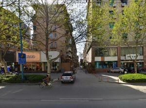 花园路纬一路省政协双气地铁1、2号线交汇处随时看