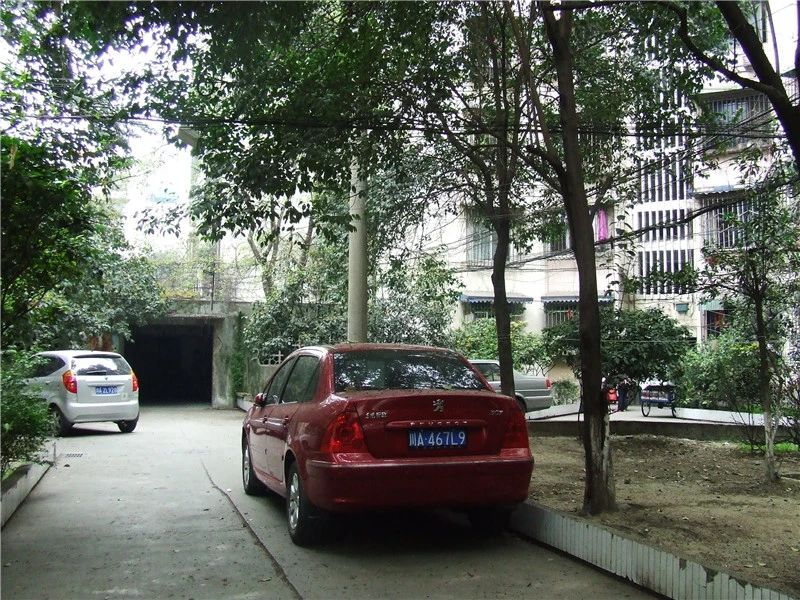 小区相关图