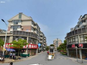 上海新城西区2室1厅南