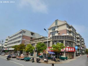 楼层适中、精装修、可拎包入住.