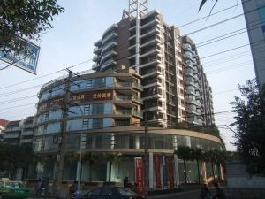 星河名都3室1厅南