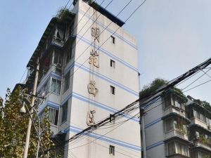 【明苑西区】| 成都市高新区西区蓝岸街59号5栋2单元1层104号房屋
