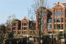 都铎城邦下叠加别墅,简单装修,采光日照无遮挡