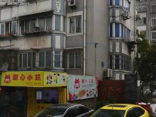 莲花苑119.31平,三室二厅一卫,北车库18平,楼层好