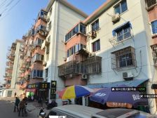 私产满五年,出行方便,户型方正,居住方便舒适