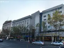 户型方正 中间楼层 含10平车库 出行方便 诚心出售