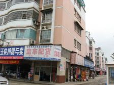 新世纪汽配城185平复式采光好