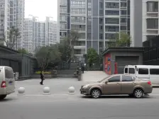 聚源-路九十六 图书馆旁 精装修2室 中间位置 七里河