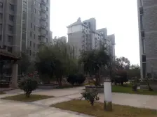 地铁口 万象城旁 大四房 不临街不临路 精装修