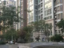 毛坯房 未入住 大阳台 不临街 不临路