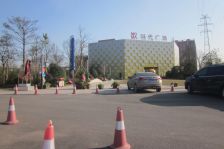 开元路上地铁口,当代广场复式公寓,精装,证在手
