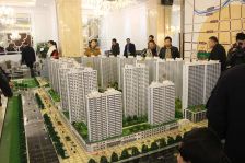 永恒华府好位置 中间楼层 两个车位 河景大平层