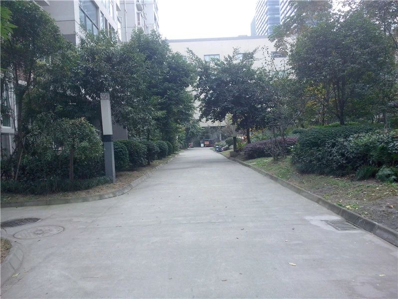 小区相关图