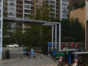 凤翔华庭2室1厅西