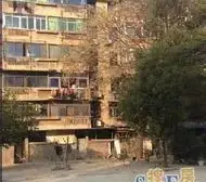 南师 !地铁口!精装大气3房,出门就是沃尔玛商场太阳好