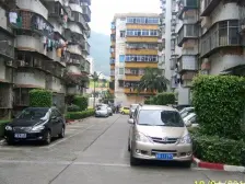 农贸西路安居小区 南北通透,采光好 中间楼层