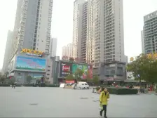 升龙国际朝南双气标间,采光很好,政通路二环内双地铁