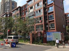 南北通透,楼间距大,位置好