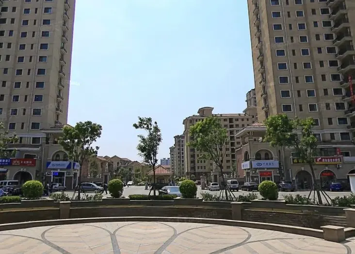 小区相关图